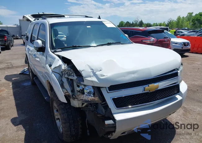 1GNUKBE09AR176081: 42085905