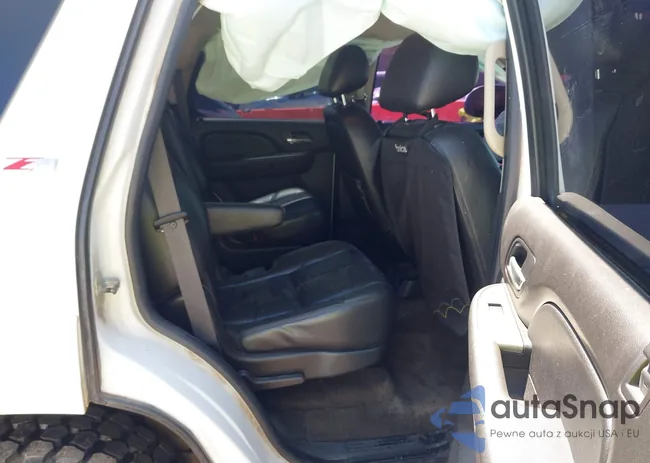 1GNUKBE09AR176081: 42085905