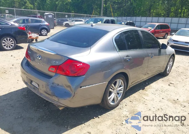 JN1CV6AP6AM409372: 42086011