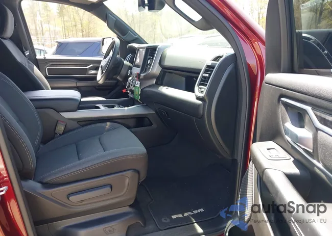 1C6SRFFT4PN688110: 42086048