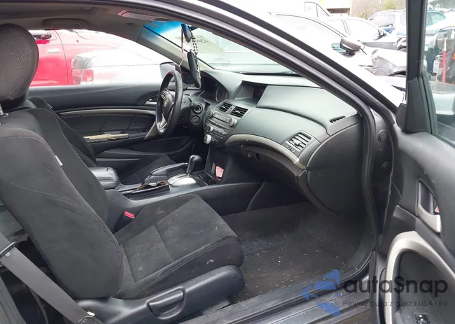 1HGCS12739A005998: 42086092