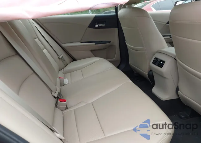 1HGCR2F05GA174187: 42085566