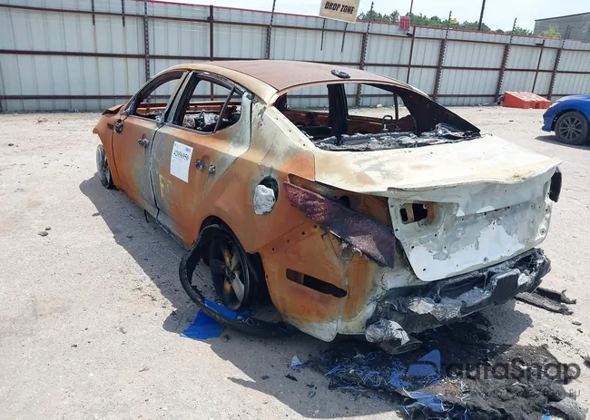 KNAGM4A71F5567641: 42086771