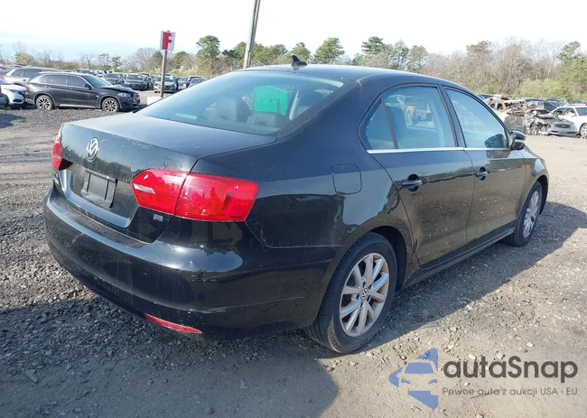 3VWD17AJ4EM202078: 42087051