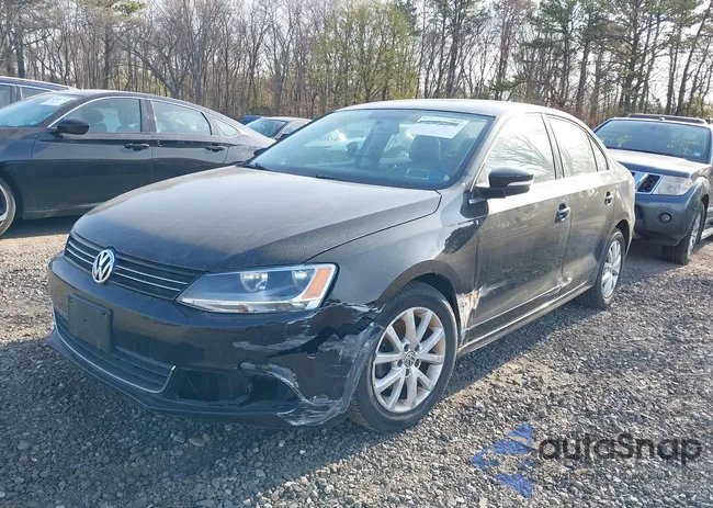 3VWD17AJ4EM202078: 42087051