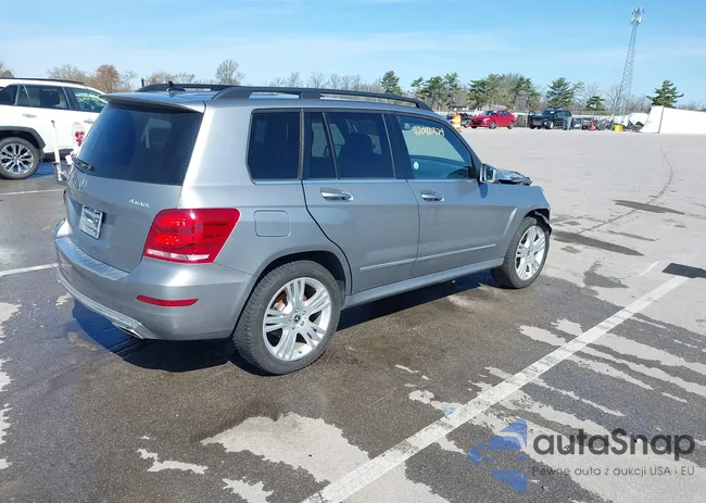 WDCGG8JB9FG440124: 42086379