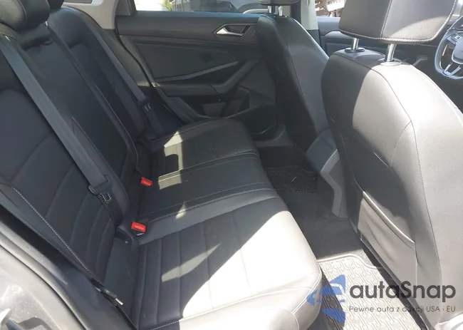 3VWC57BU3MM015745: 42086384