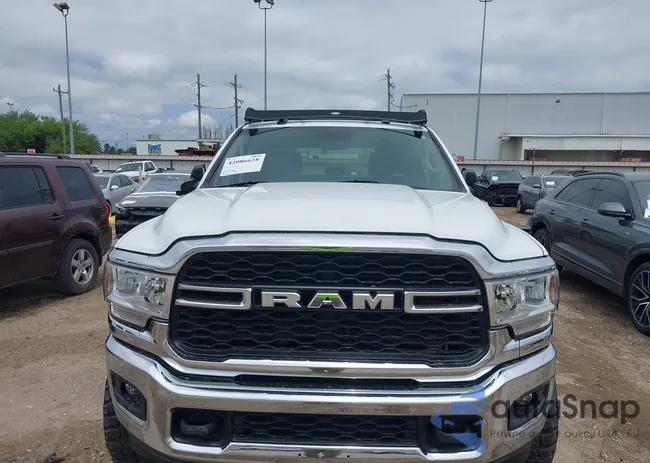 3C6UR5DL7KG587151: 42086628