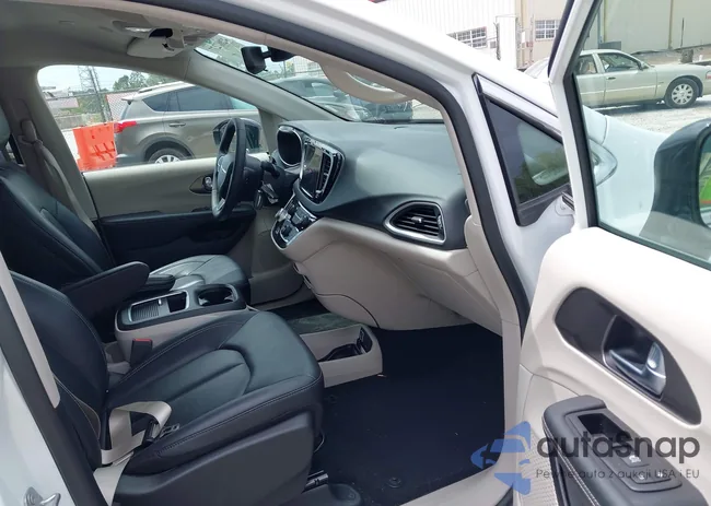 2C4RC1BGXRR179925: 42087277