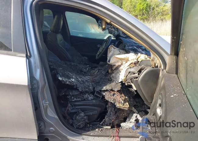 1C4PJMLX0KD447094: 42088841