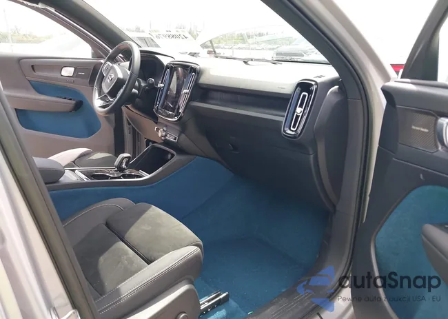 YV4ED3UM5P2029904: 42088976