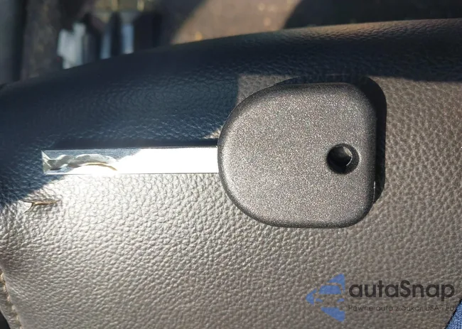 2G1115S3XG9116899: 42090143