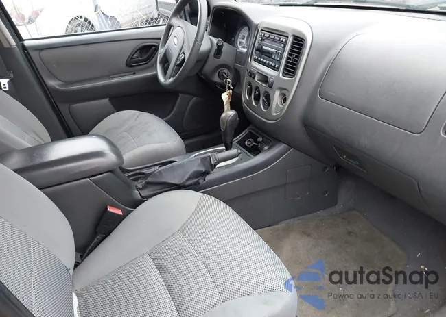 1FMYU931X5DA05038: 42090837