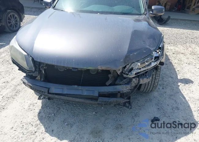 1HGCR3F88DA007958: 42090997