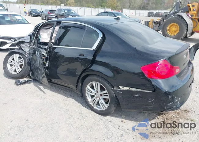 JN1CV6AR2DM763928: 42091192