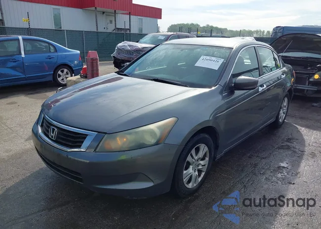 1HGCP2F47AA028065: 42090426