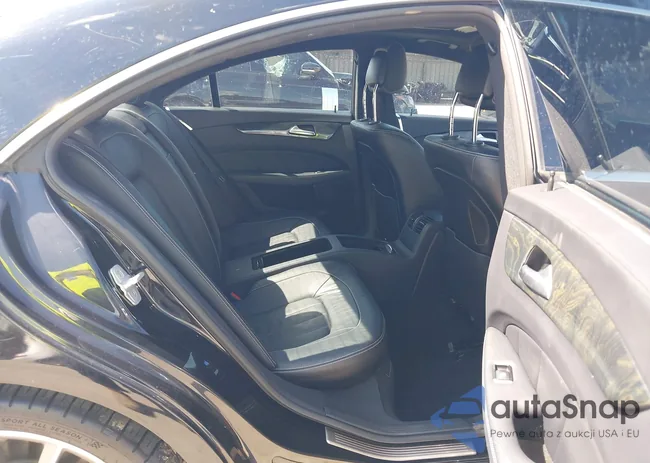 WDDLJ6FB6GA180133: 42090458