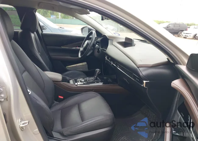 3MVDMBEY3NM437459: 42091845