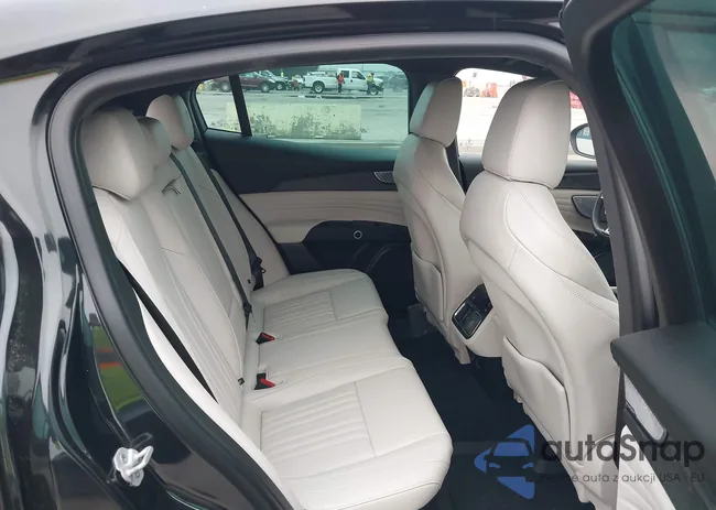 ZN682AVM6P7413121: 42092049