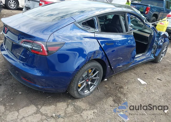 5YJ3E1EB4NF184088: 42091452