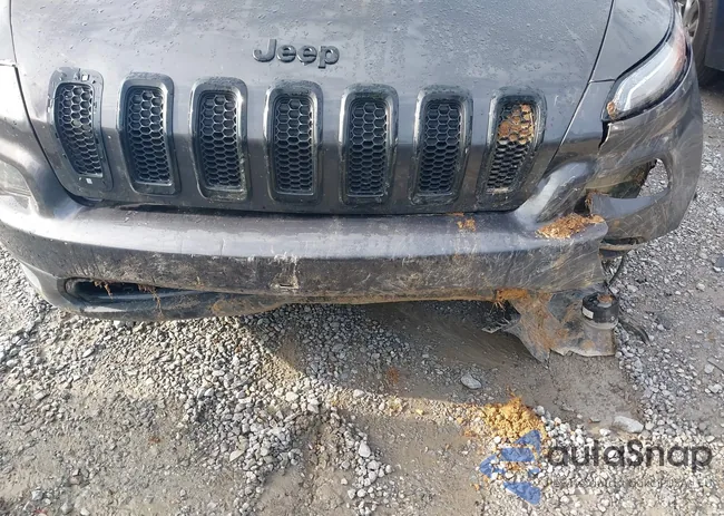 1C4PJLCB4JD513885: 42091548