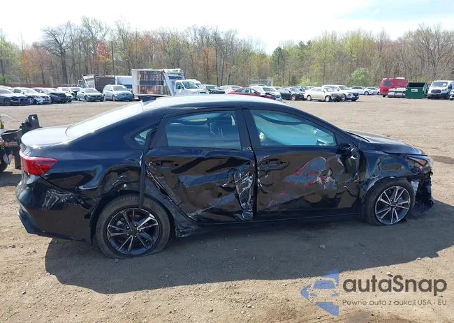 3KPF24AD6NE474949: 42091578