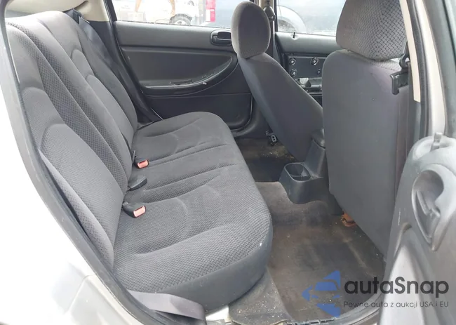 1B3EL36X74N266922: 42092693