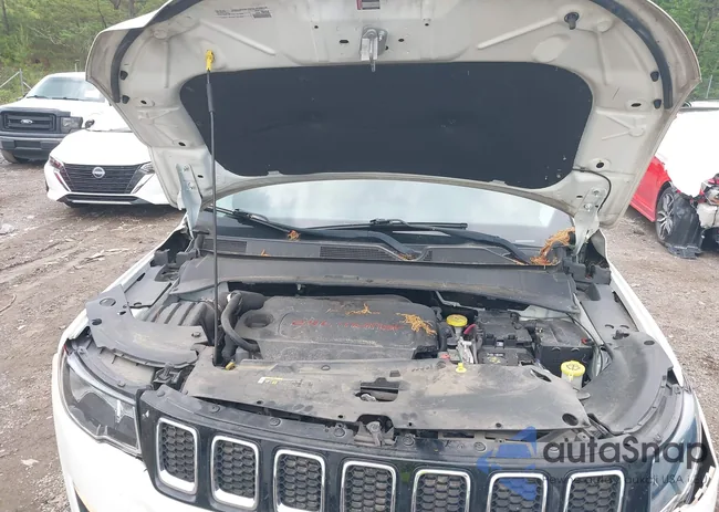 3C4NJCAB4JT250799: 42092922