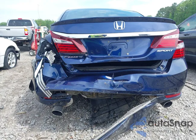 1HGCR2F5XGA180739: 42092931