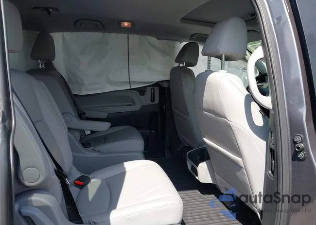 5FNRL6H67PB067555: 42092976