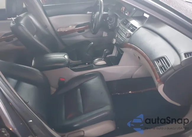 1HGCP2F70CA218691: 42093021