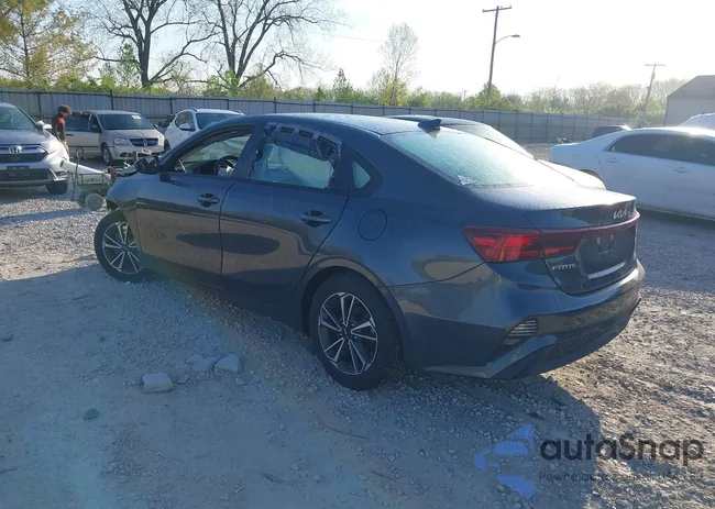 3KPF24AD6NE500692: 42092432