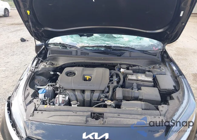 3KPF24AD4RE713615: 42093724