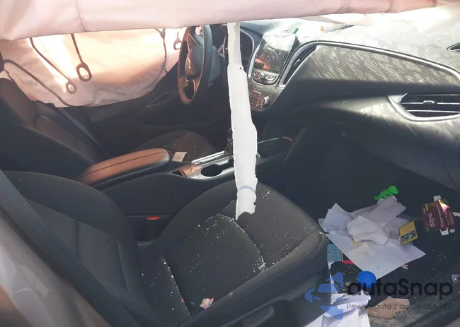 1G1ZD5ST8PF189092: 42093882