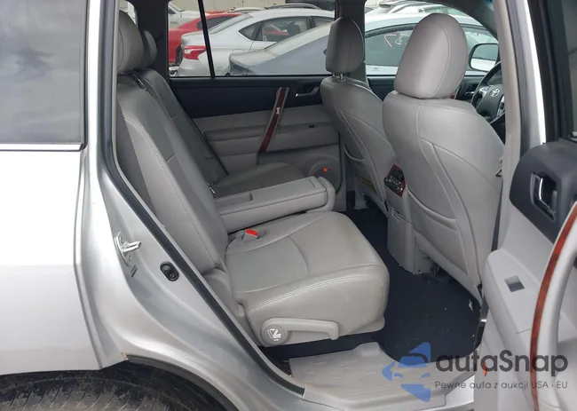 5TDDK3EH9DS268902: 42093237