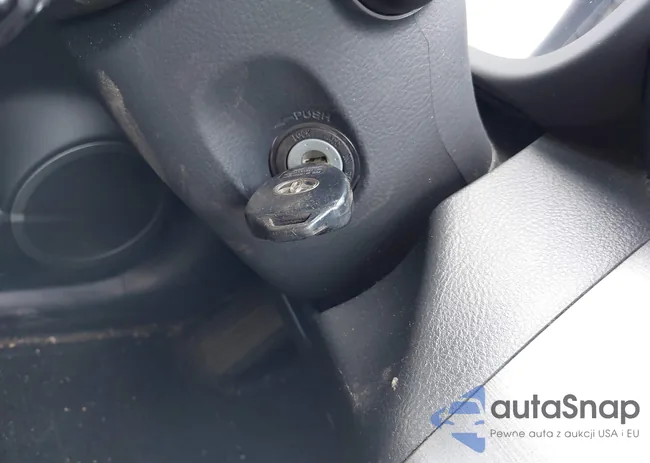 2T3BF32V29W011768: 42093359