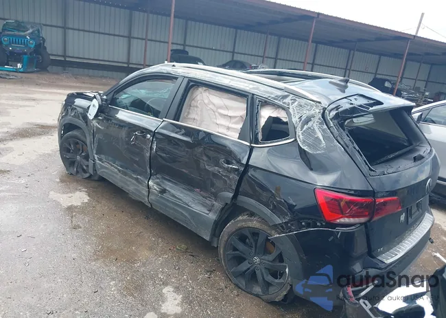 3VVLX7B2XNM035960: 42093522