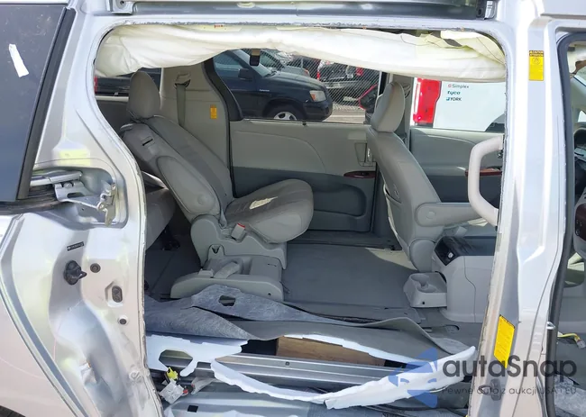 5TDYK3DC0ES451307: 42093569