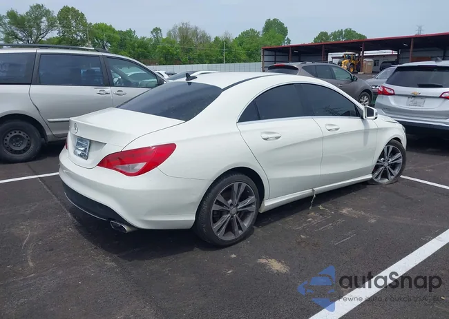 WDDSJ4EB8GN349563: 42093612