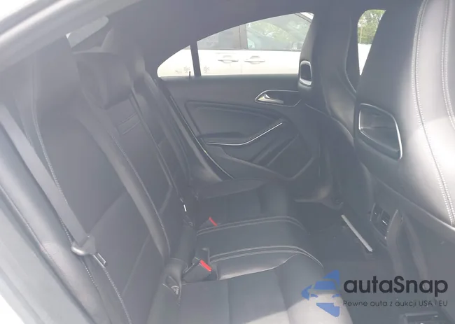 WDDSJ4EB8GN349563: 42093612