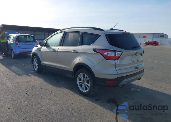 1FMCU9GD2JUB08298: 42093632