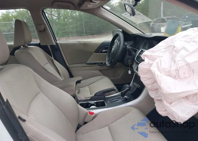 1HGCR2F3XFA036279: 42094907