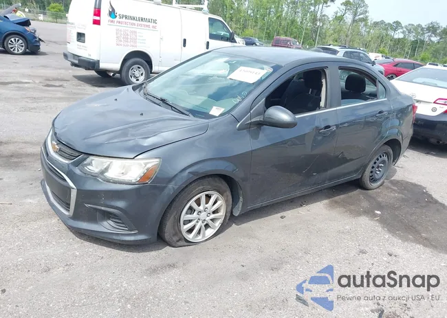 1G1JD5SBXH4102715: 42095143