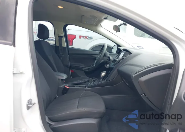 1FADP3F22JL292697: 42094271