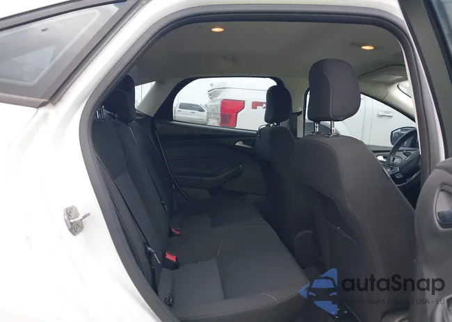 1FADP3F22JL292697: 42094271