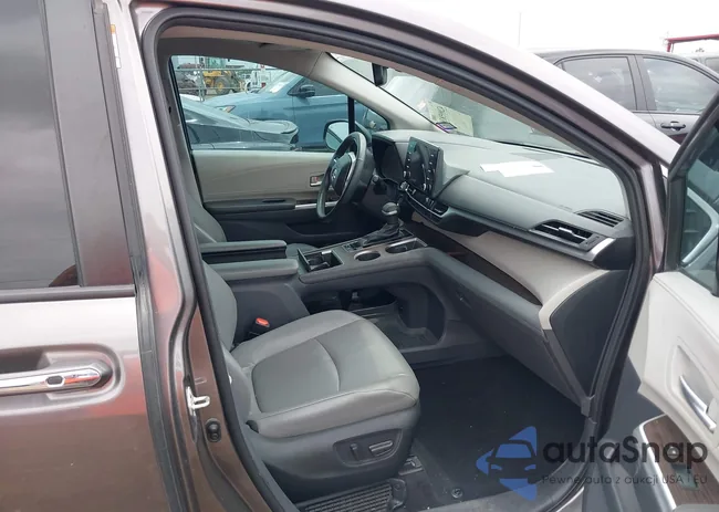 5TDYRKECXNS108735: 42095830