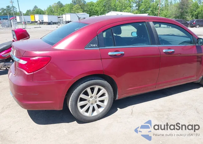 1C3CCBCGXDN528375: 42095856