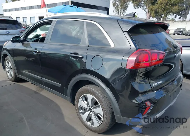 KNDCB3LC9M5475783: 42097113