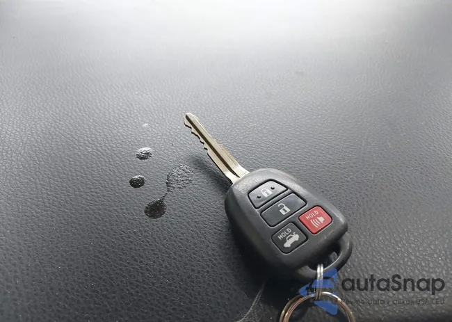 2T1BURHE3FC373565: 42096531