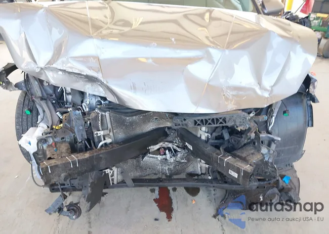 KMHLM4AJ0NU013598: 42097664